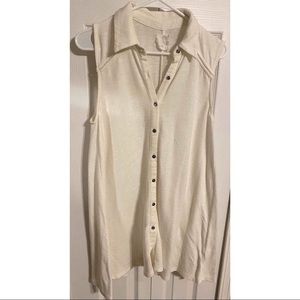 Sleeveless long flowy top